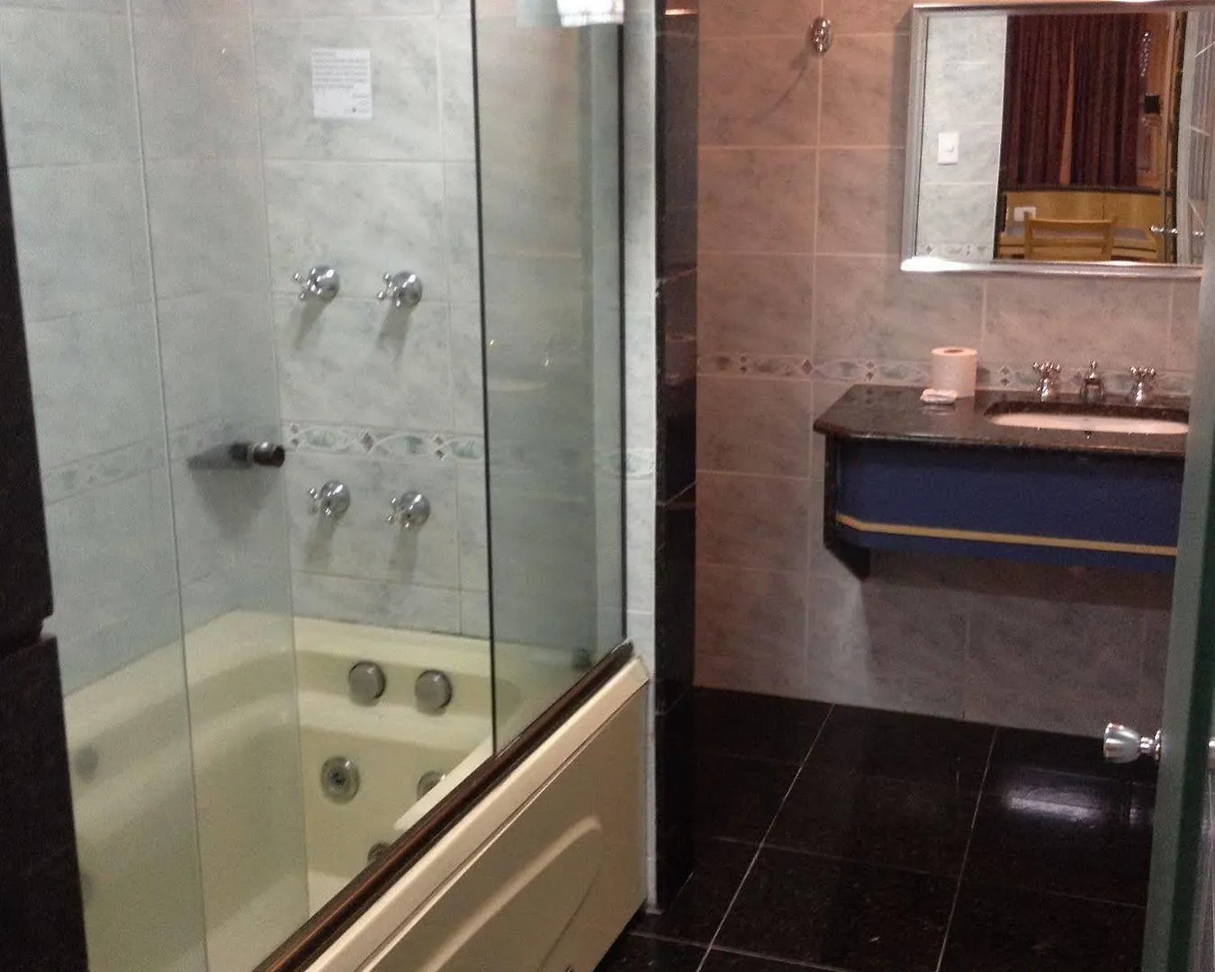 4 Season B&B Roma לינה וארוחת בוקר רומא